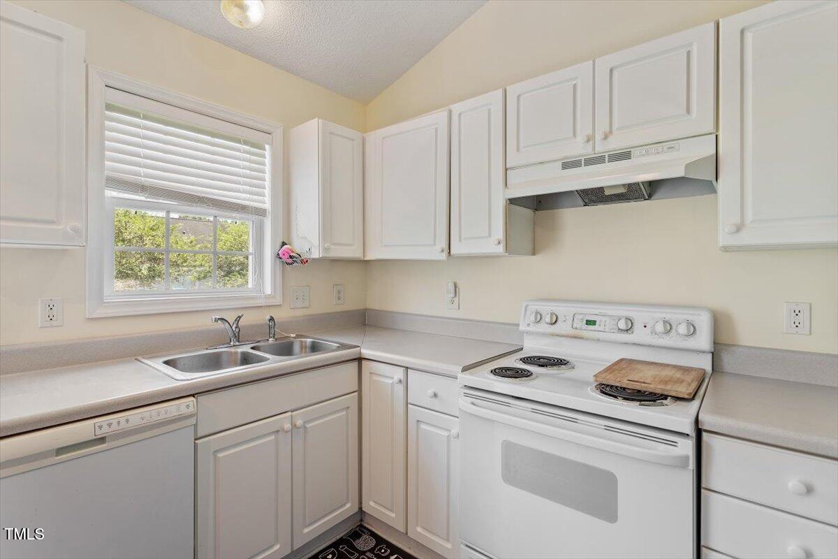 5104 Parkerwood Drive