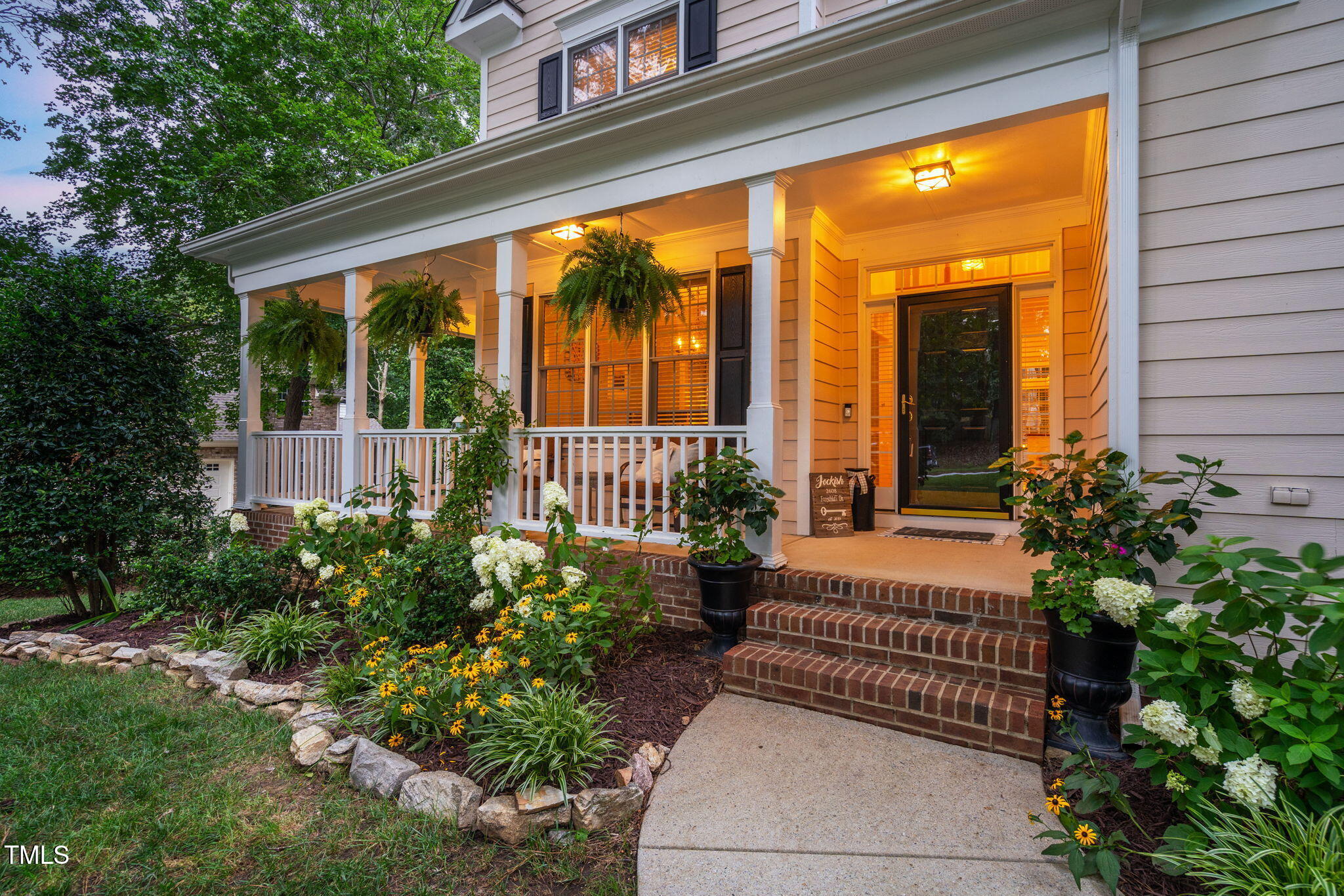 2608 Forestbluff Drive