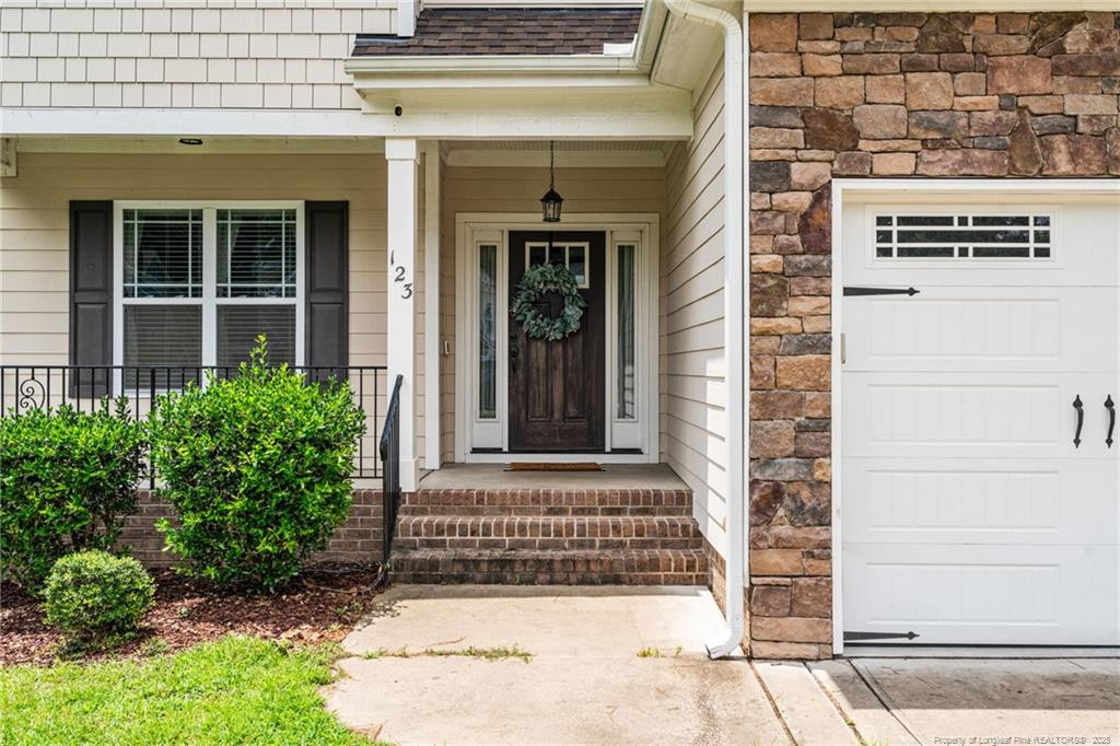 123 Valley Brook Lane