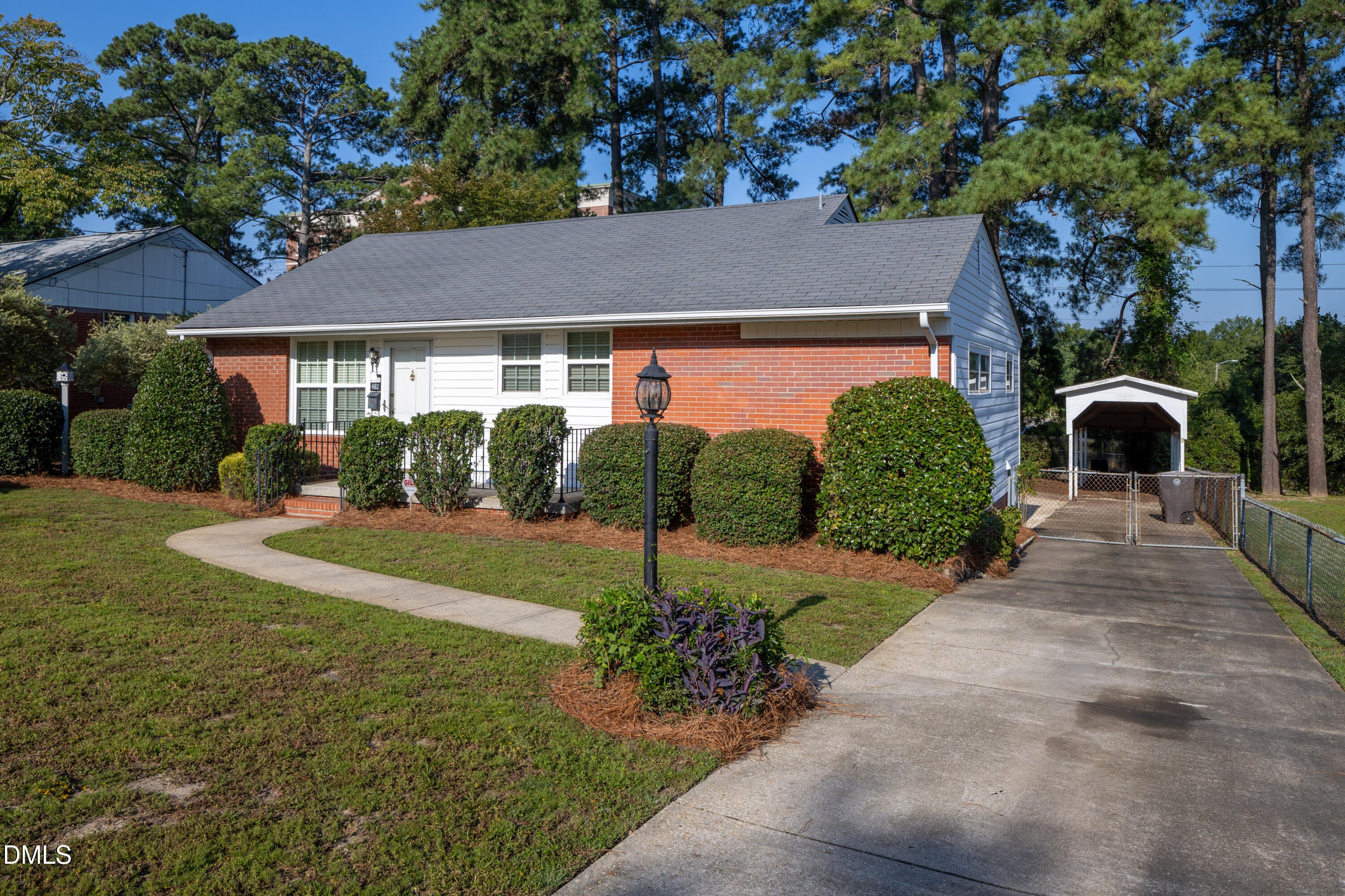 462 Mcrae Drive