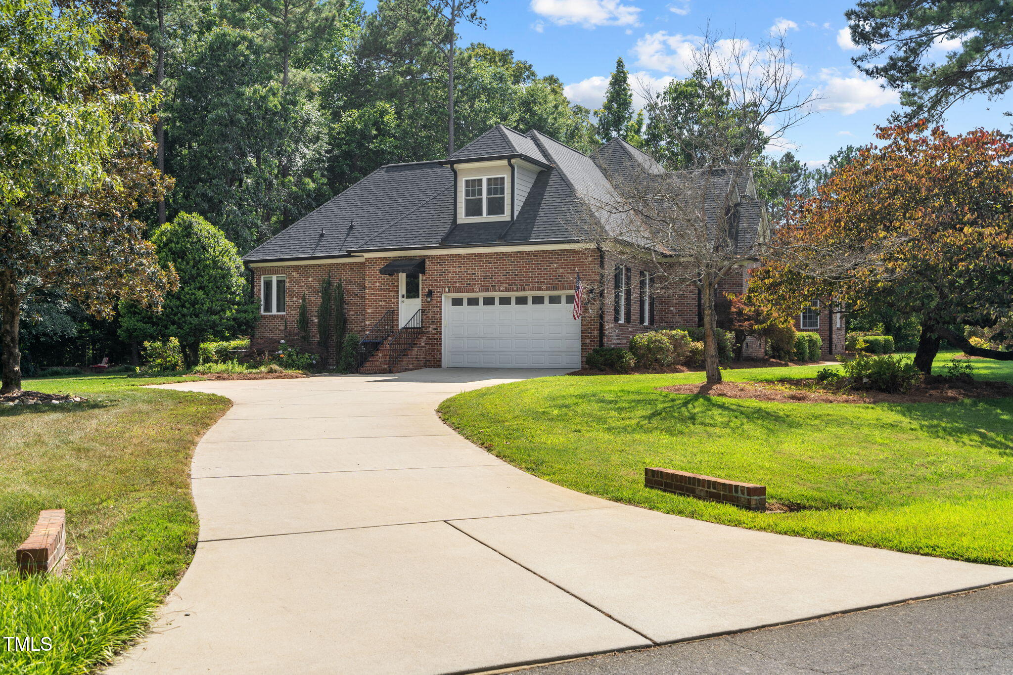 7932 Twin Pines Way