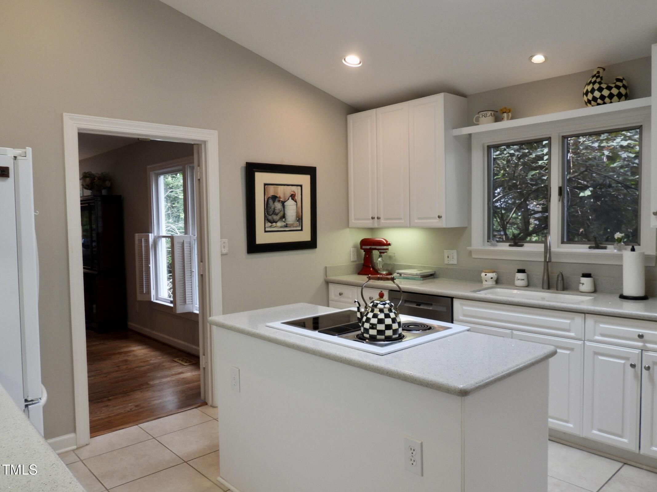 531 Weathersfield