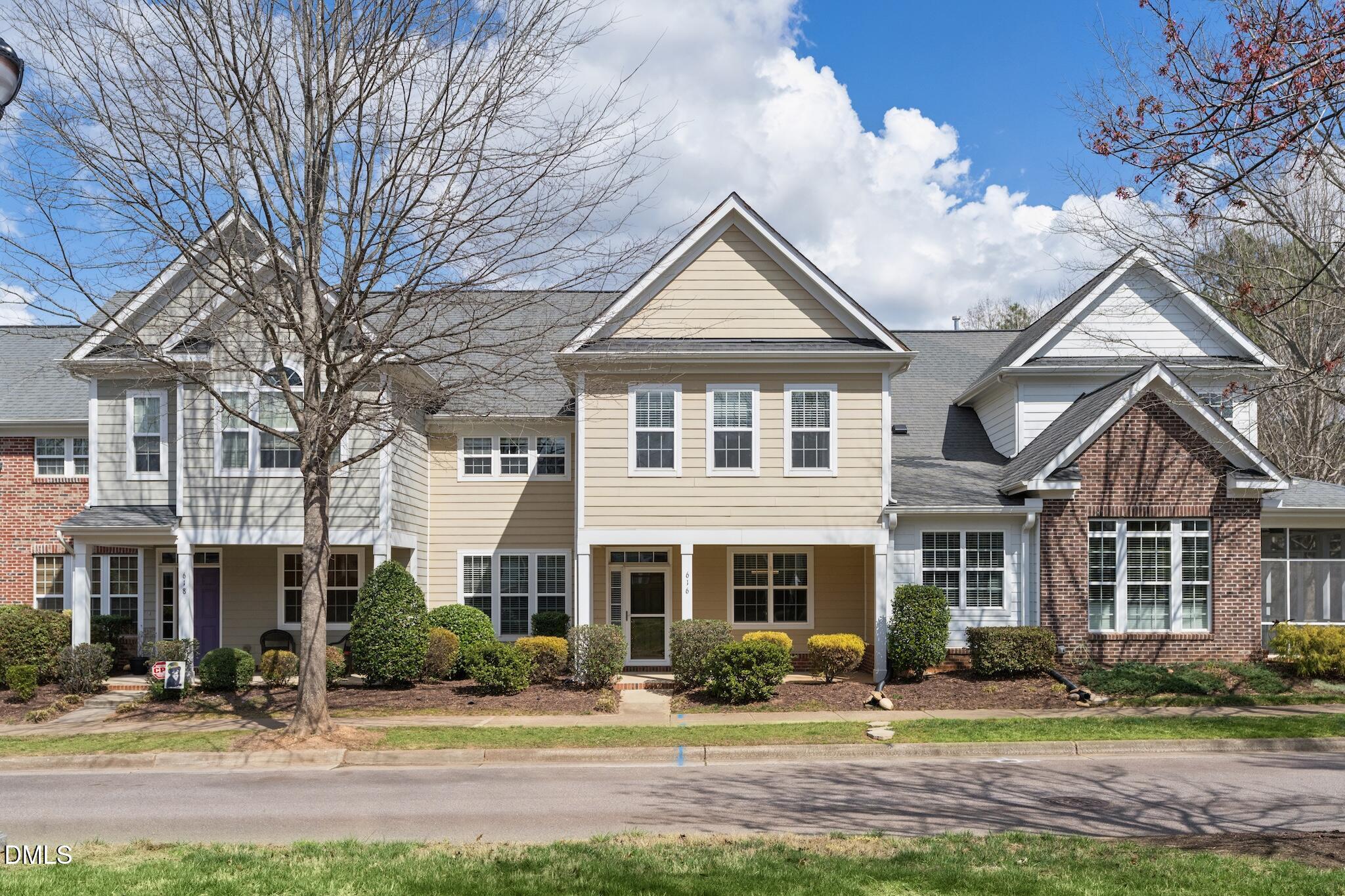 616 Democracy Street