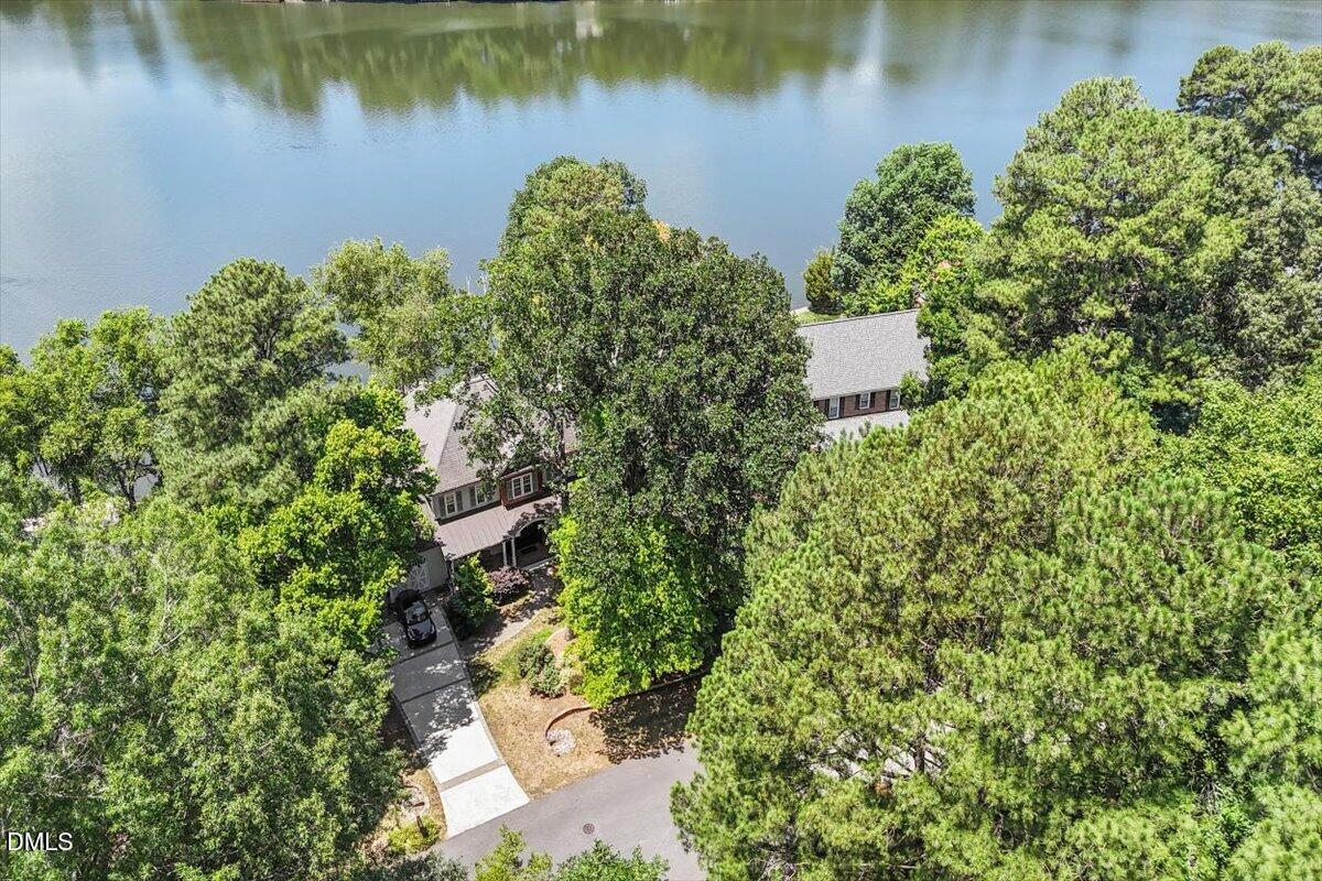 150 Lochwood West Drive