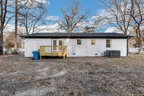 A home in Dunn