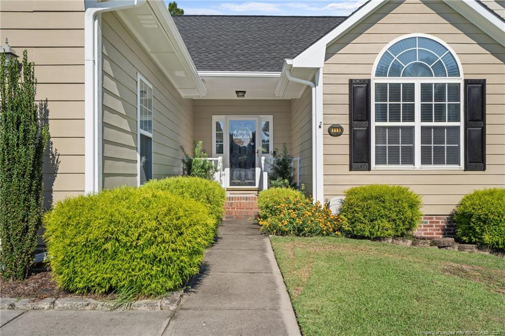 119 Dolphin Drive