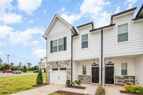 208 Peach Orchard Court Mebane NC 27302