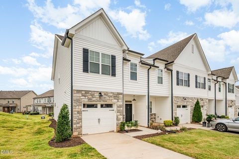 208 Peach Orchard Court Mebane NC 27302