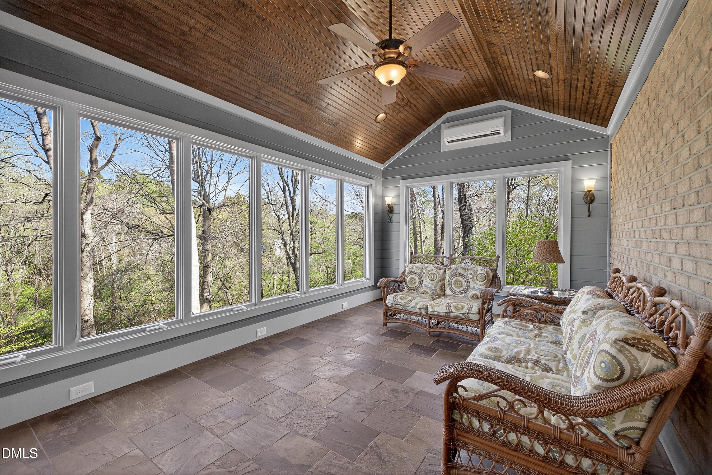 3405 Sparrowwood Drive