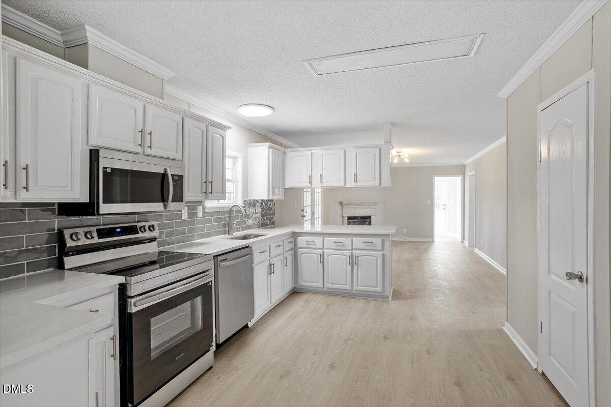 190 Pickett Circle
