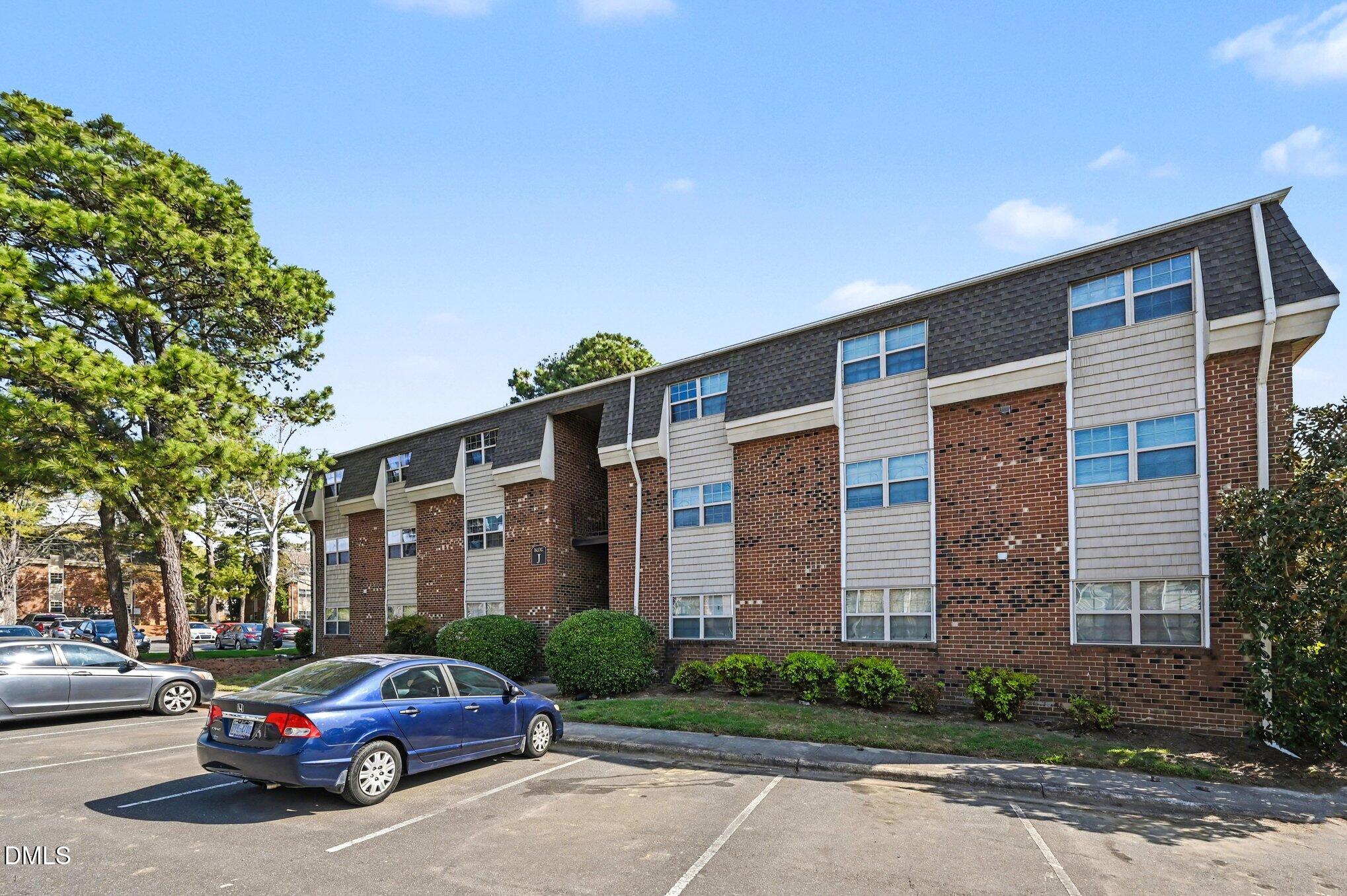 501 Jones Ferry Road Unit J9