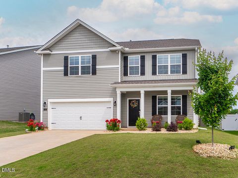 Photo of 1428 Carisbrooke Drive, Mebane, NC 27302 (MLS # 10170449)