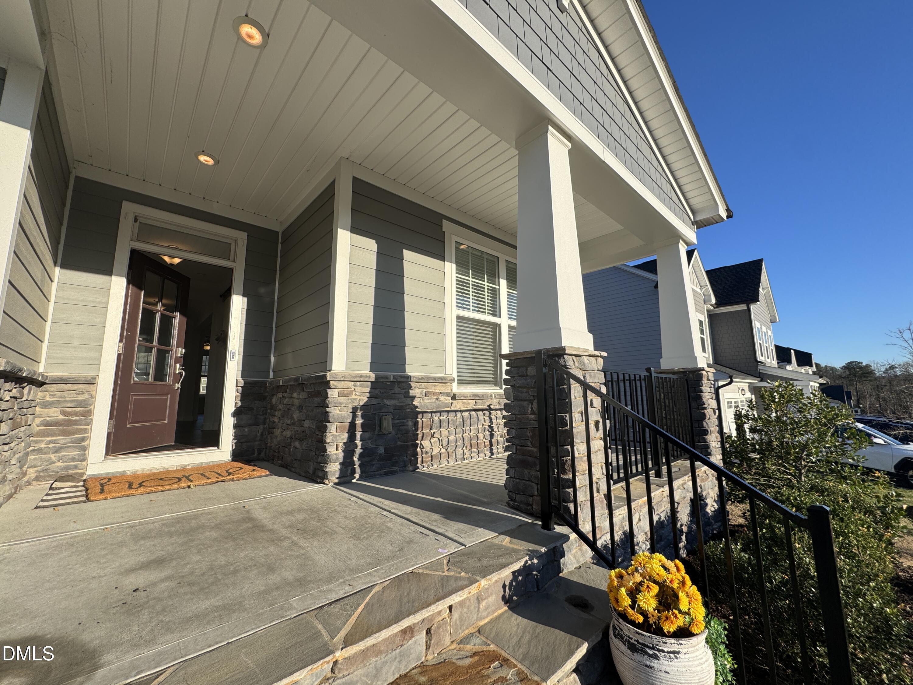 822 Tryon Palace Street