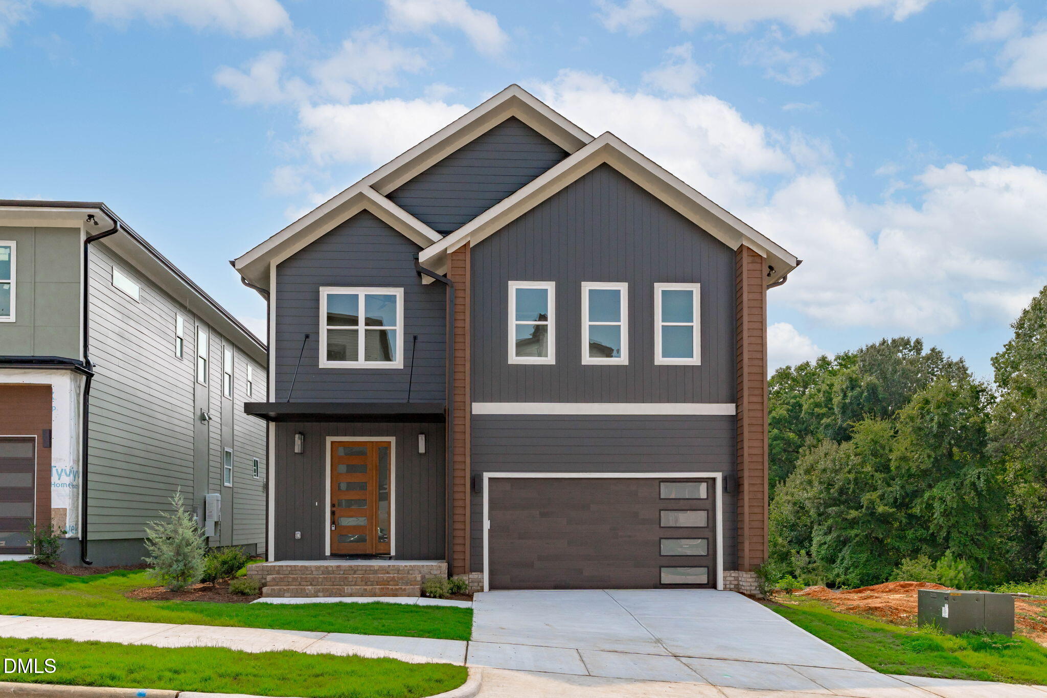 1005 Addison Place