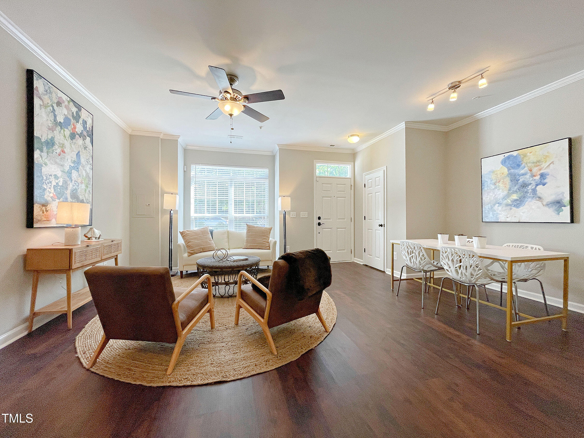 2221 Valley Edge Drive 105