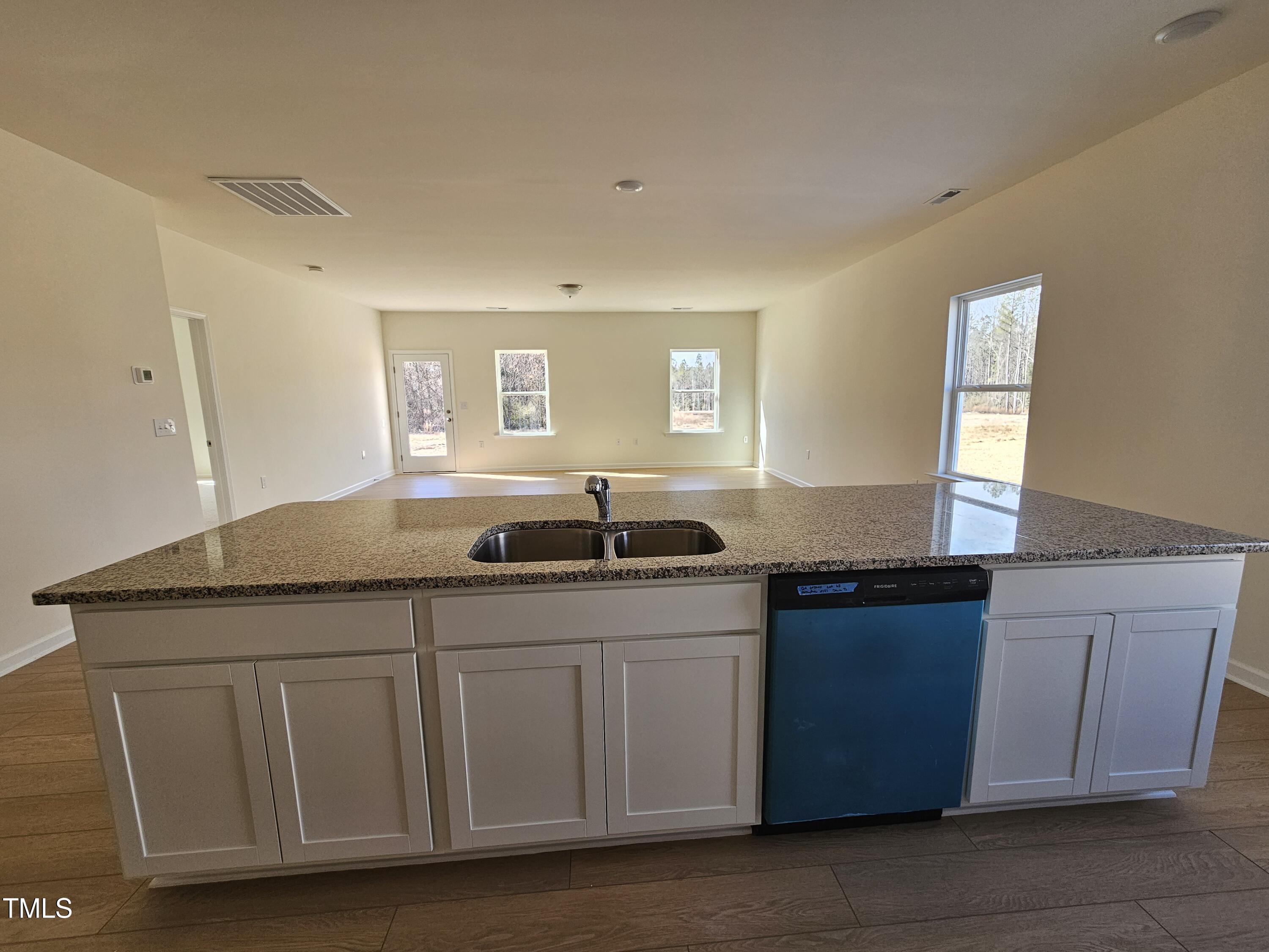 87 Vili Drive