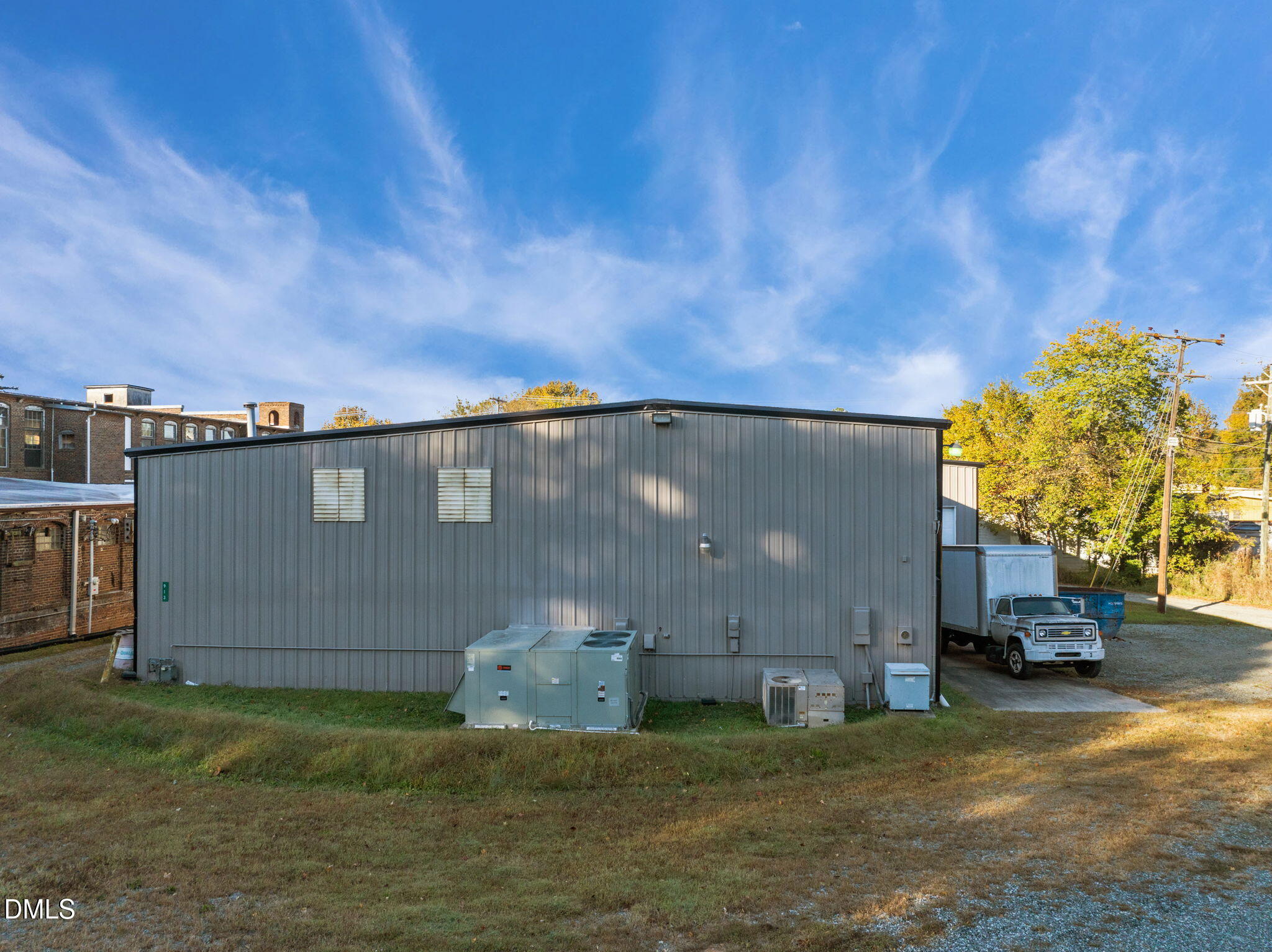 913 Washington Street