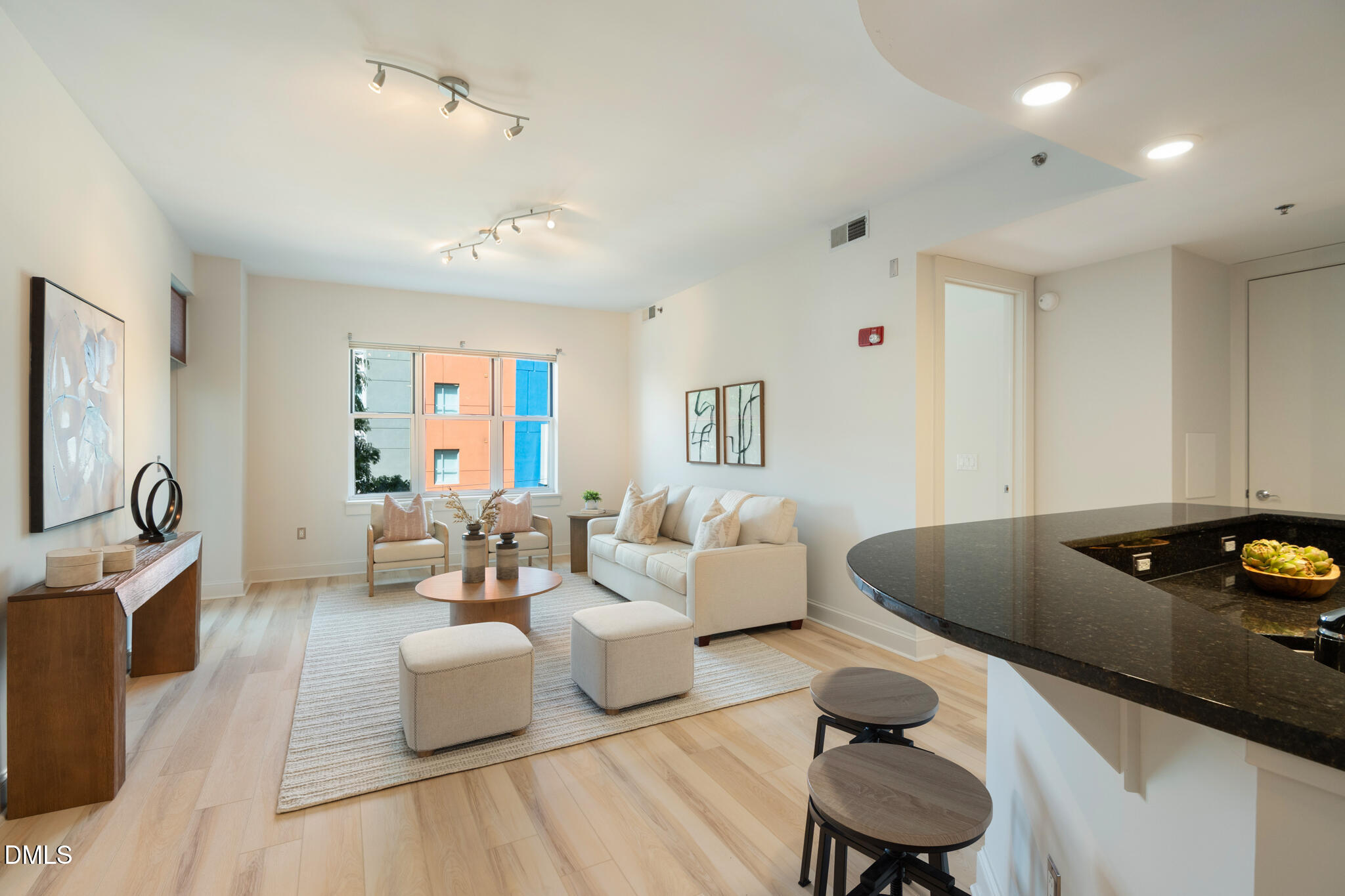 618 N Boylan Avenue 400