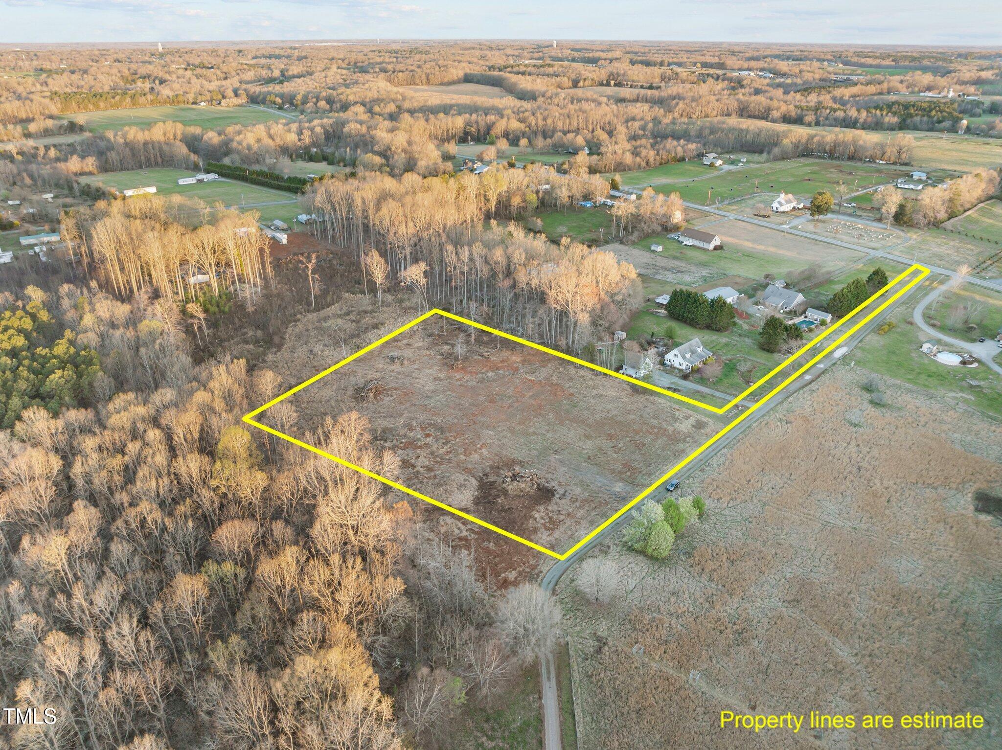 172 Deerwood Trail
