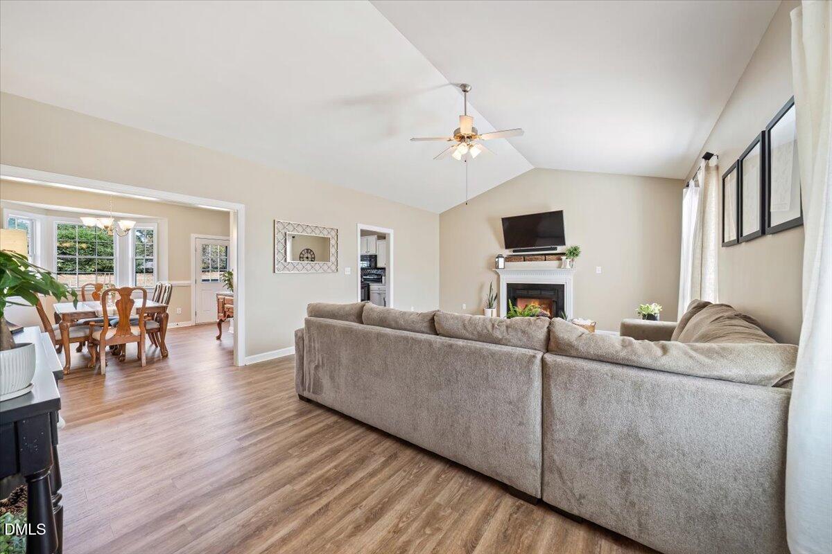 103 Hunterwood Place