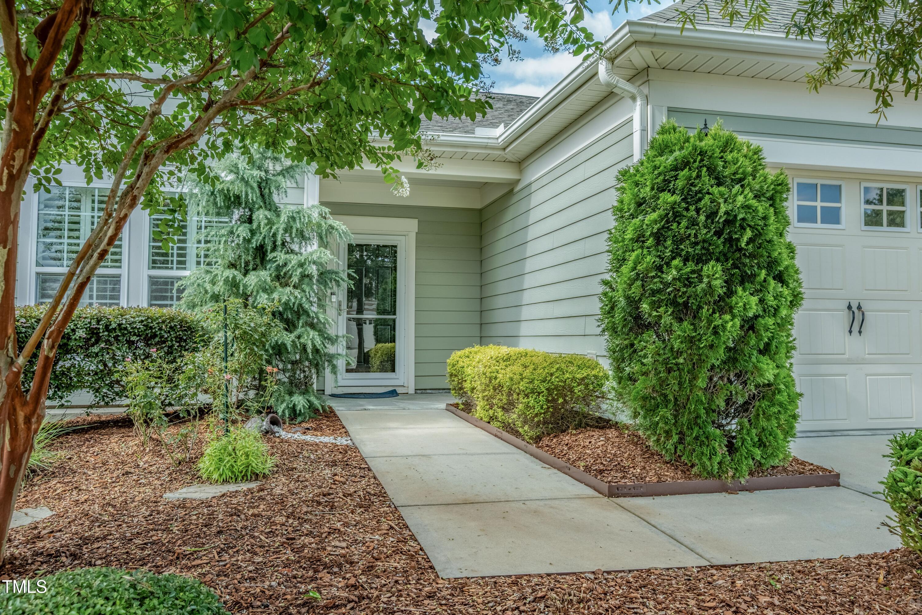 825 Gaston Manor Drive