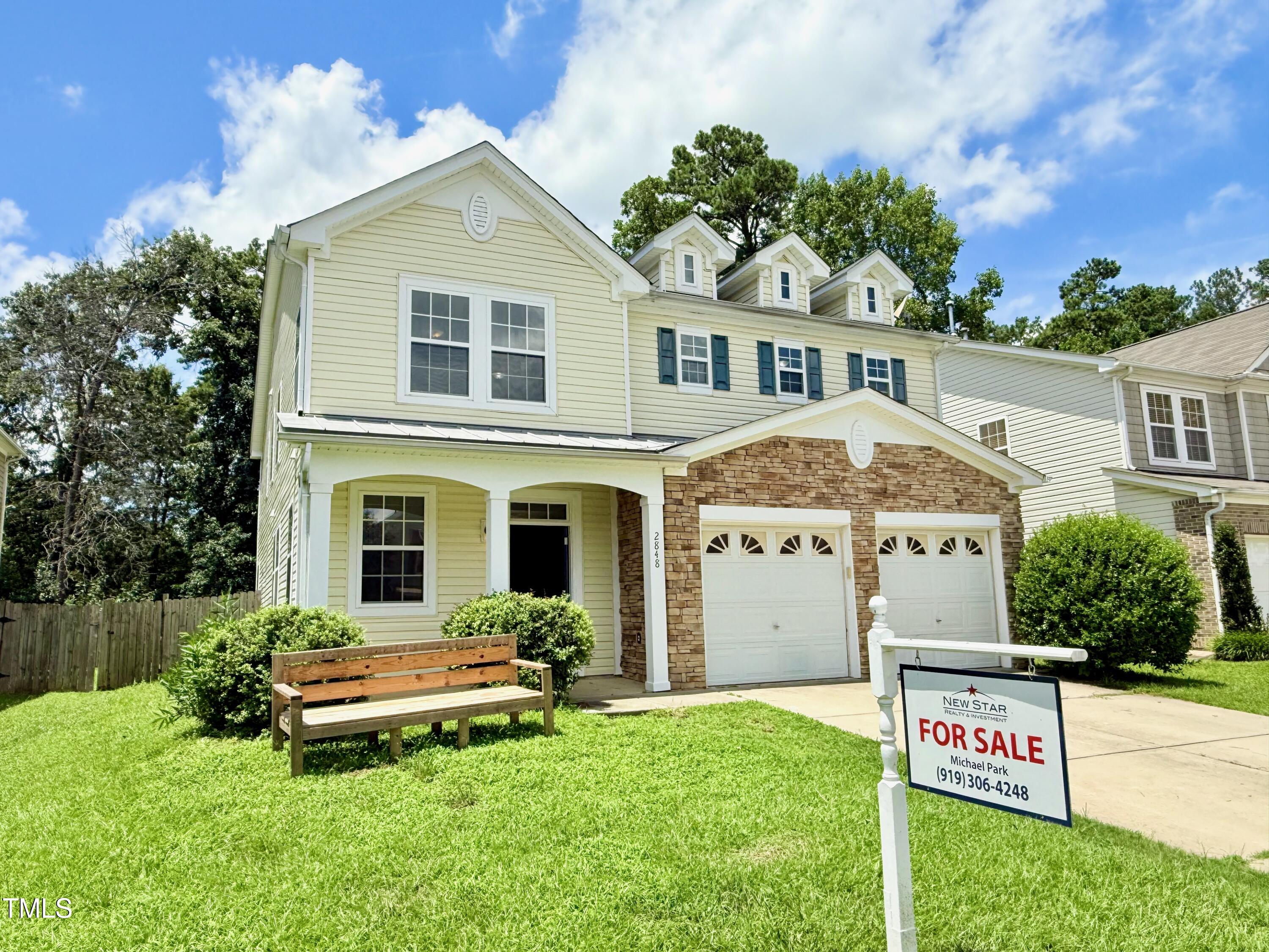 2848 Roundleaf Court