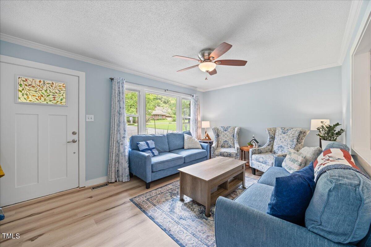 115 Old Meadowbrook Drive