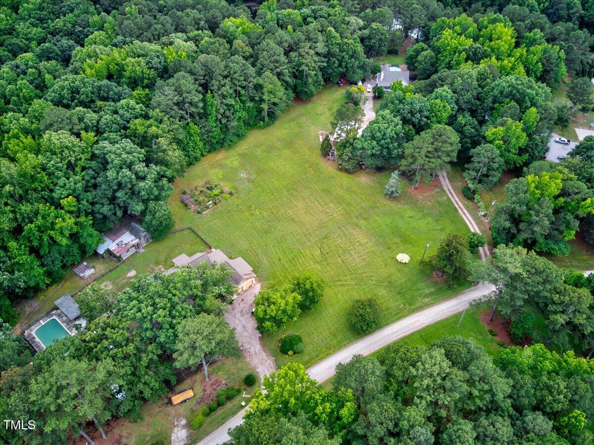 6104 Hope Farm Lane