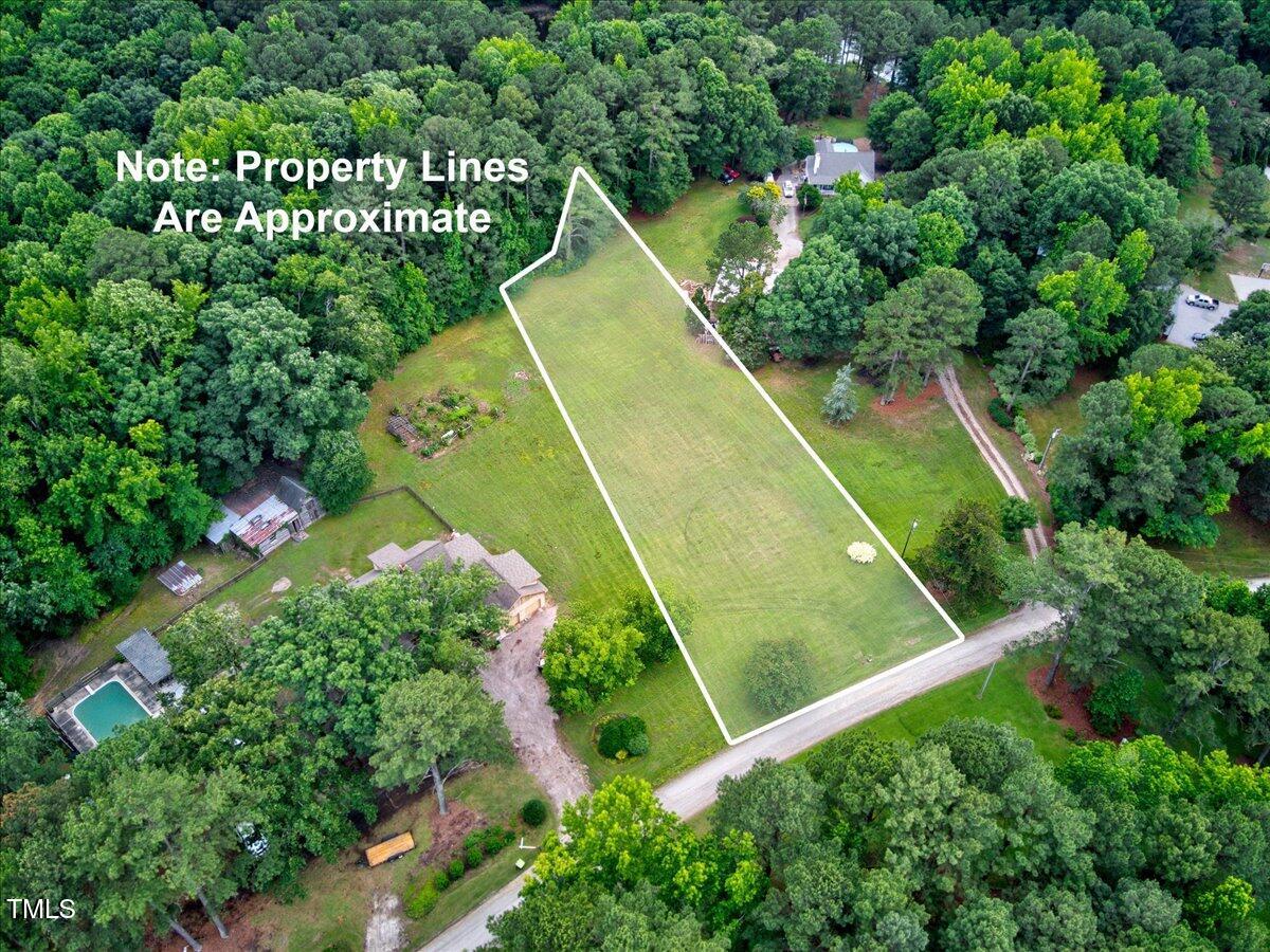 6104 Hope Farm Lane