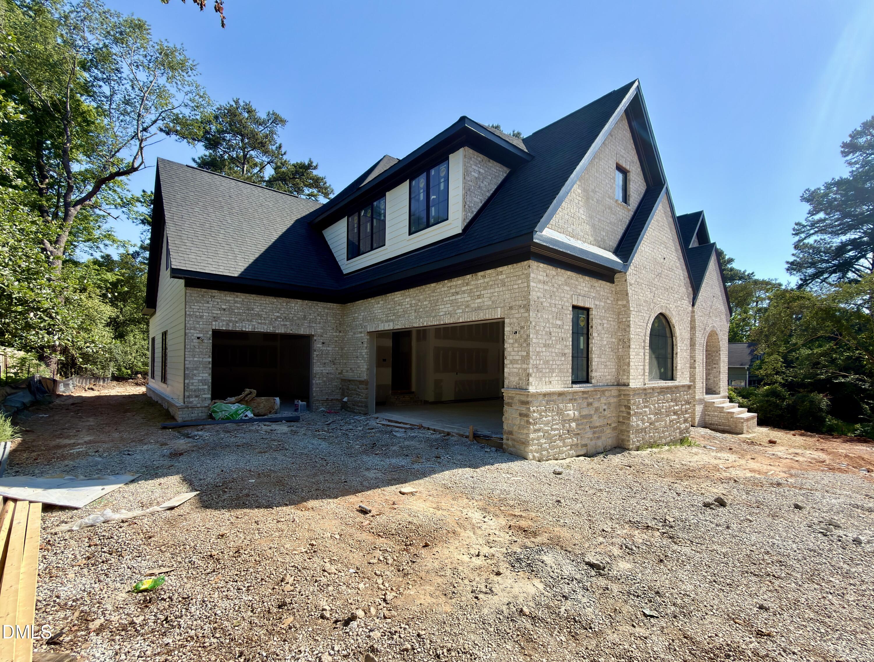 3422 Redbud Lane
