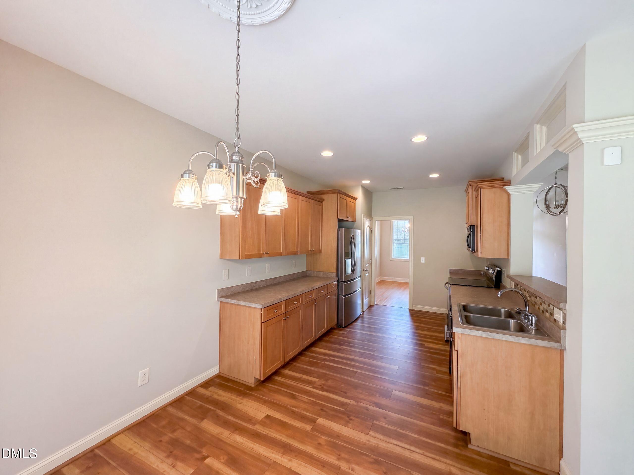 4143 White Kestrel Drive