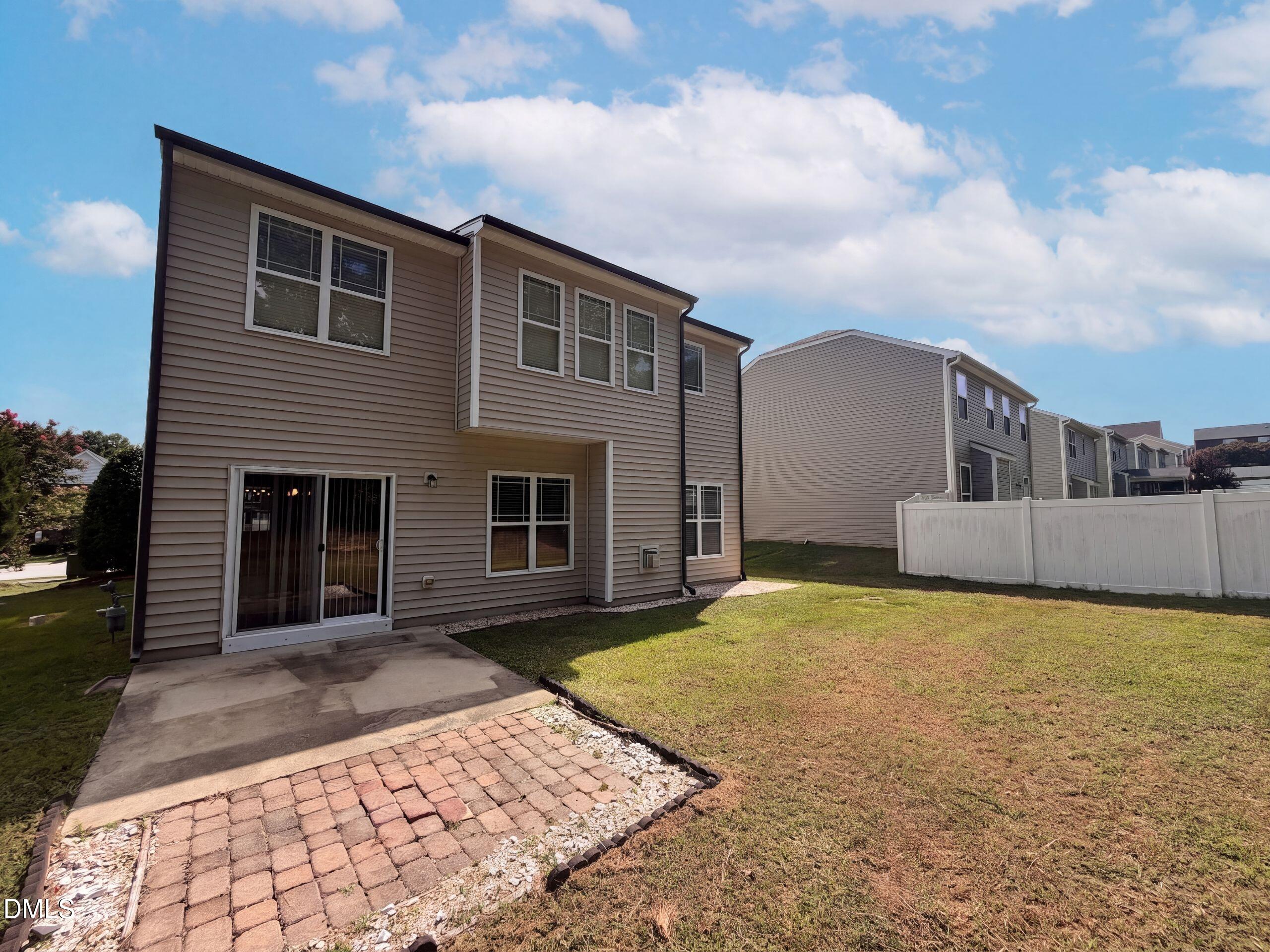 4143 White Kestrel Drive