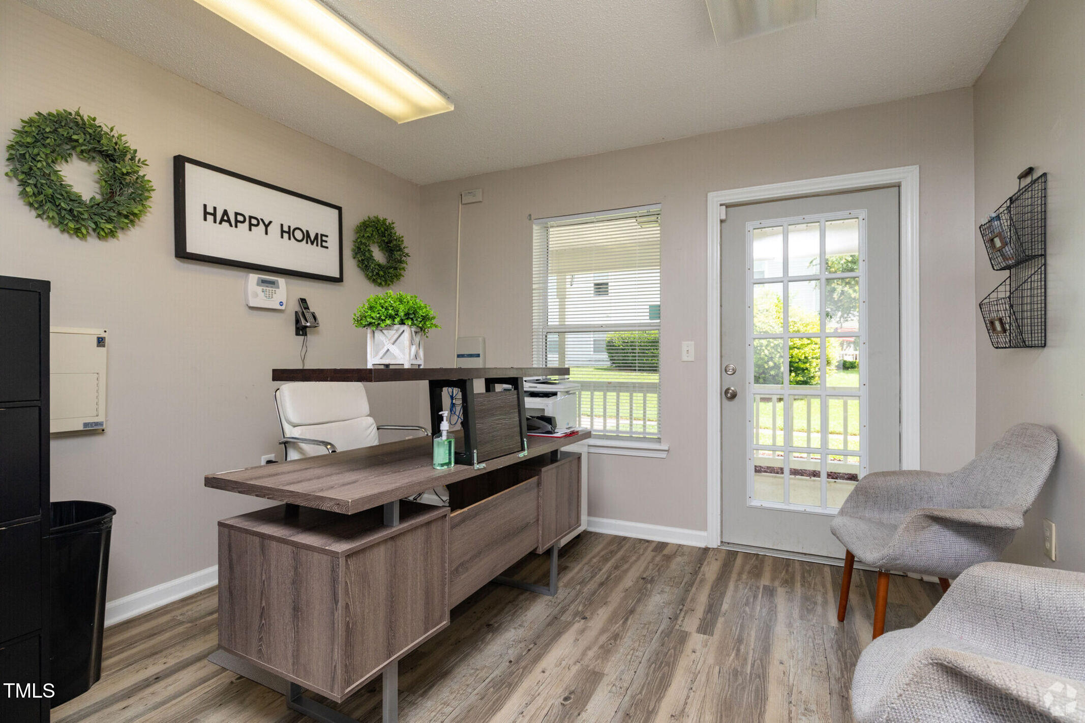 Hillsborough, North Carolina 27278, United States, 3 Bedrooms Bedrooms, ,1 BathroomBathrooms,Residential,Active,97181