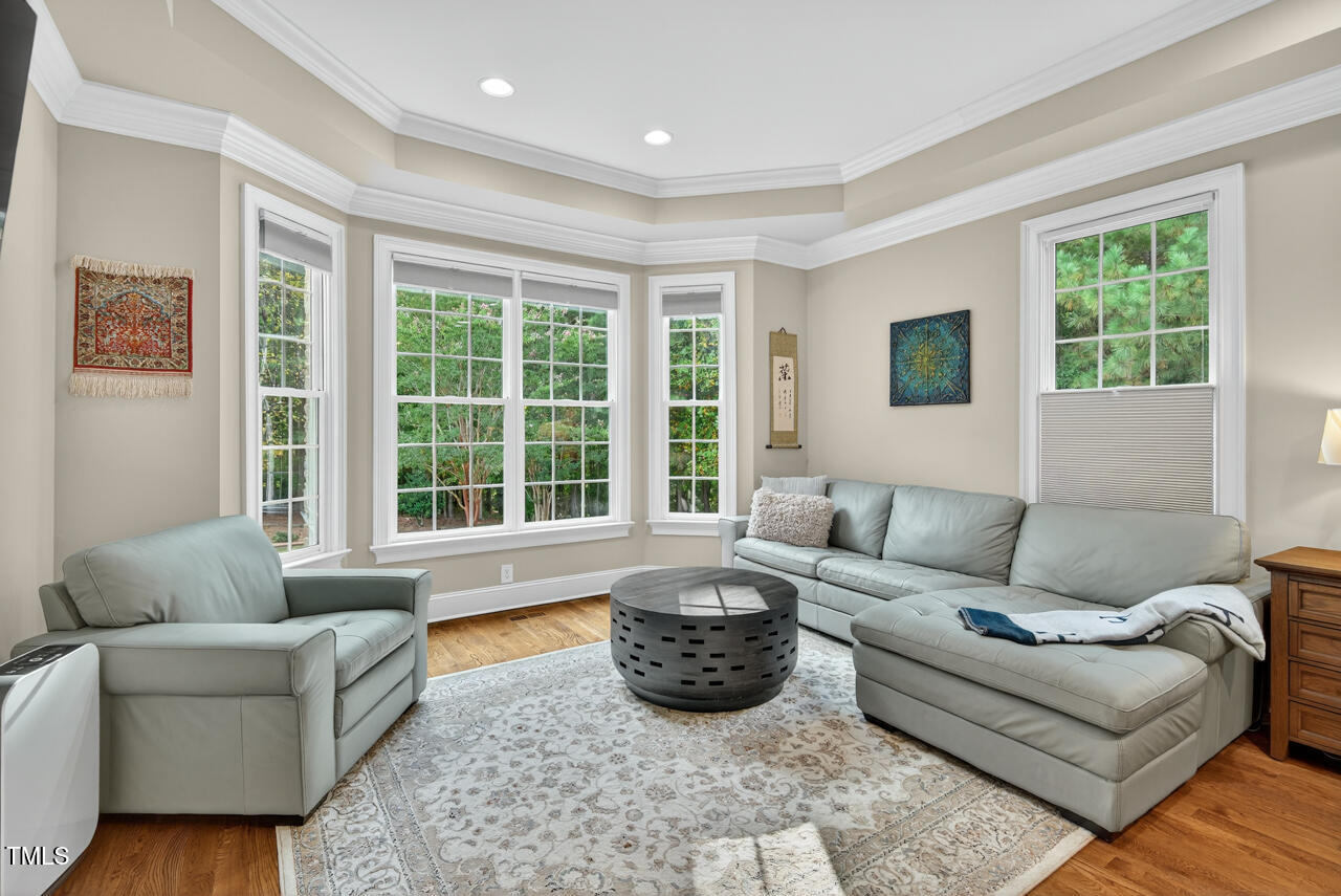 Durham, North Carolina 27713, United States, 5 Bedrooms Bedrooms, ,3 BathroomsBathrooms,Residential,Pending,208996