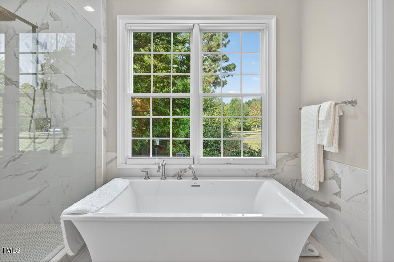 Durham, North Carolina 27713, United States, 5 Bedrooms Bedrooms, ,3 BathroomsBathrooms,Residential,Pending,208996