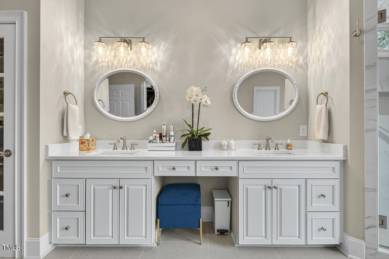 Durham, North Carolina 27713, United States, 5 Bedrooms Bedrooms, ,3 BathroomsBathrooms,Residential,Pending,208996