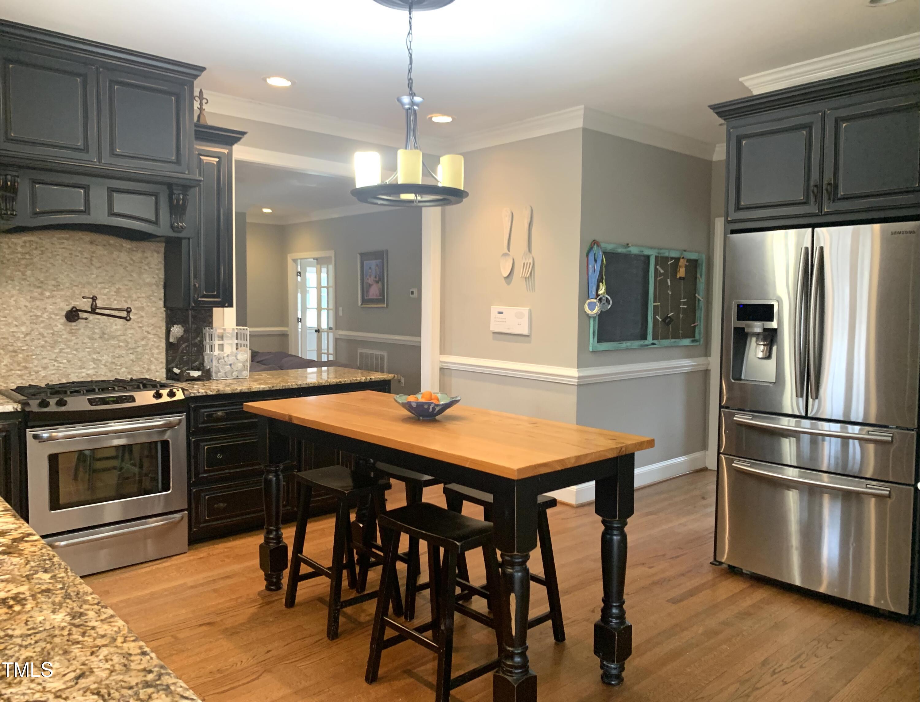 104 Flying Hills Circle