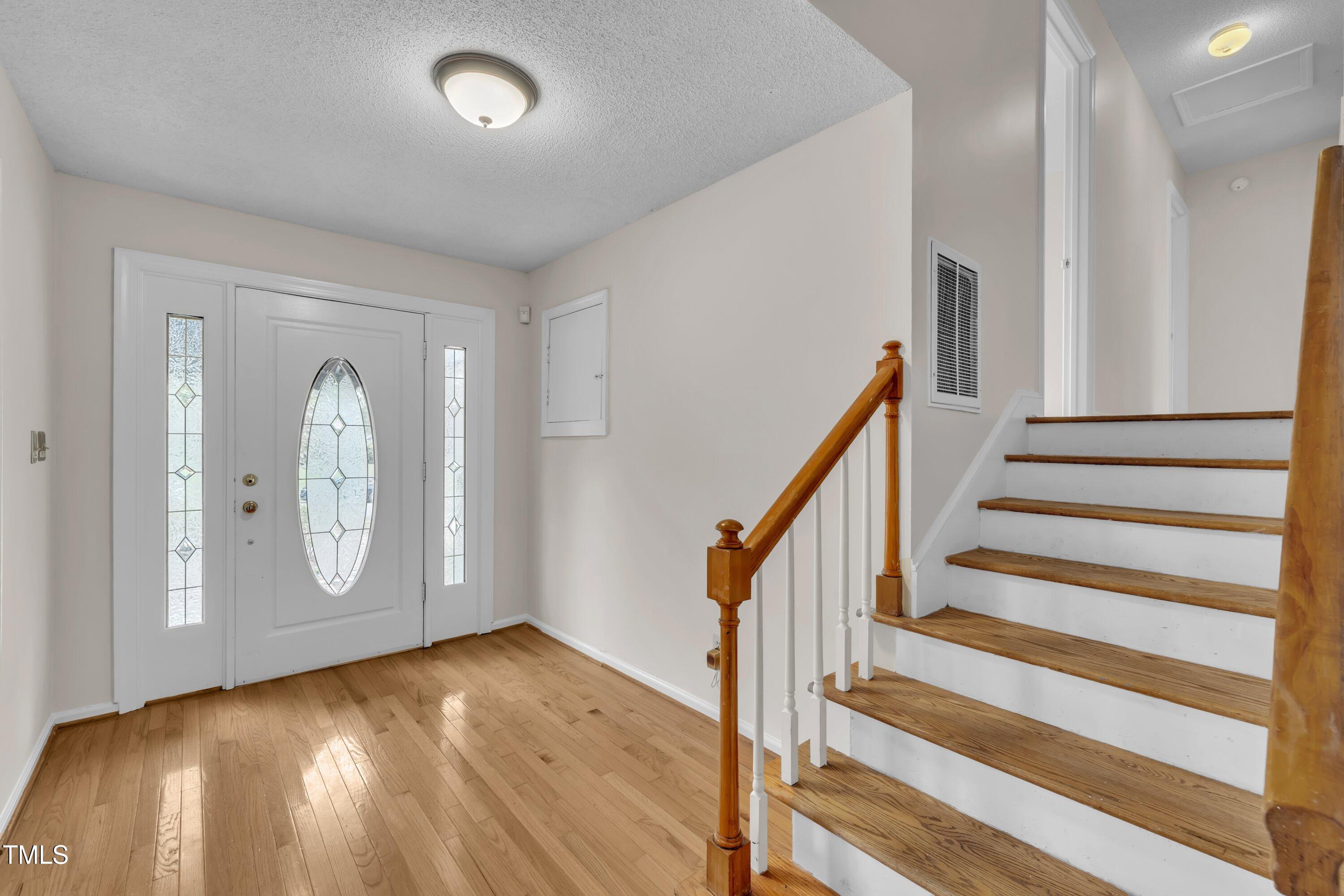 5708 Whippoorwill Street