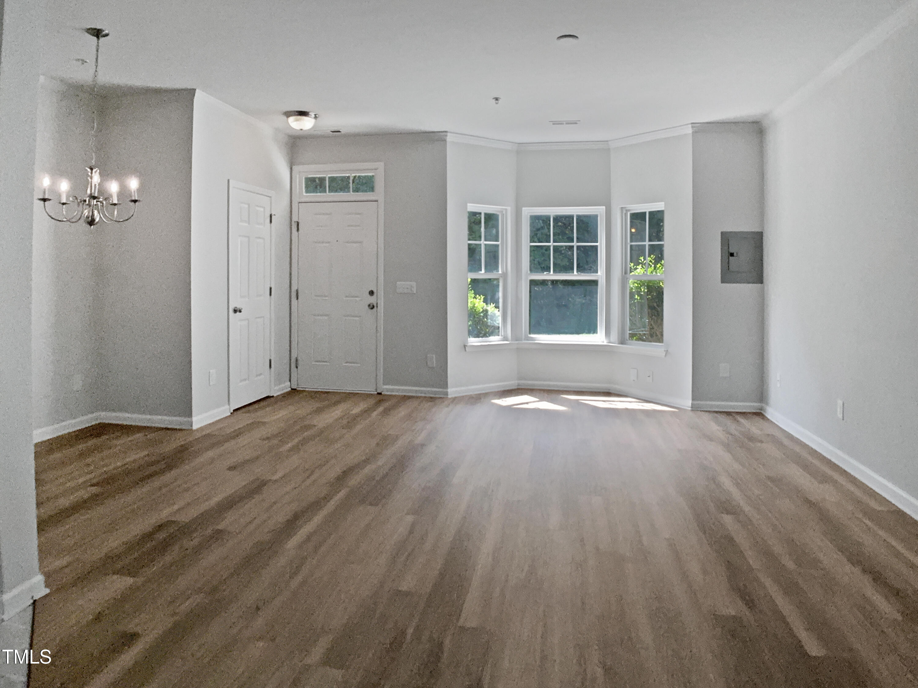 2220 Valley Edge Drive 103