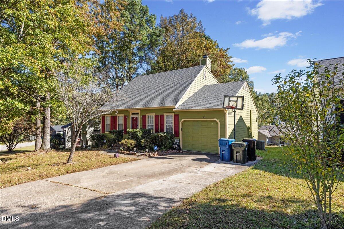 2115 Collier Road