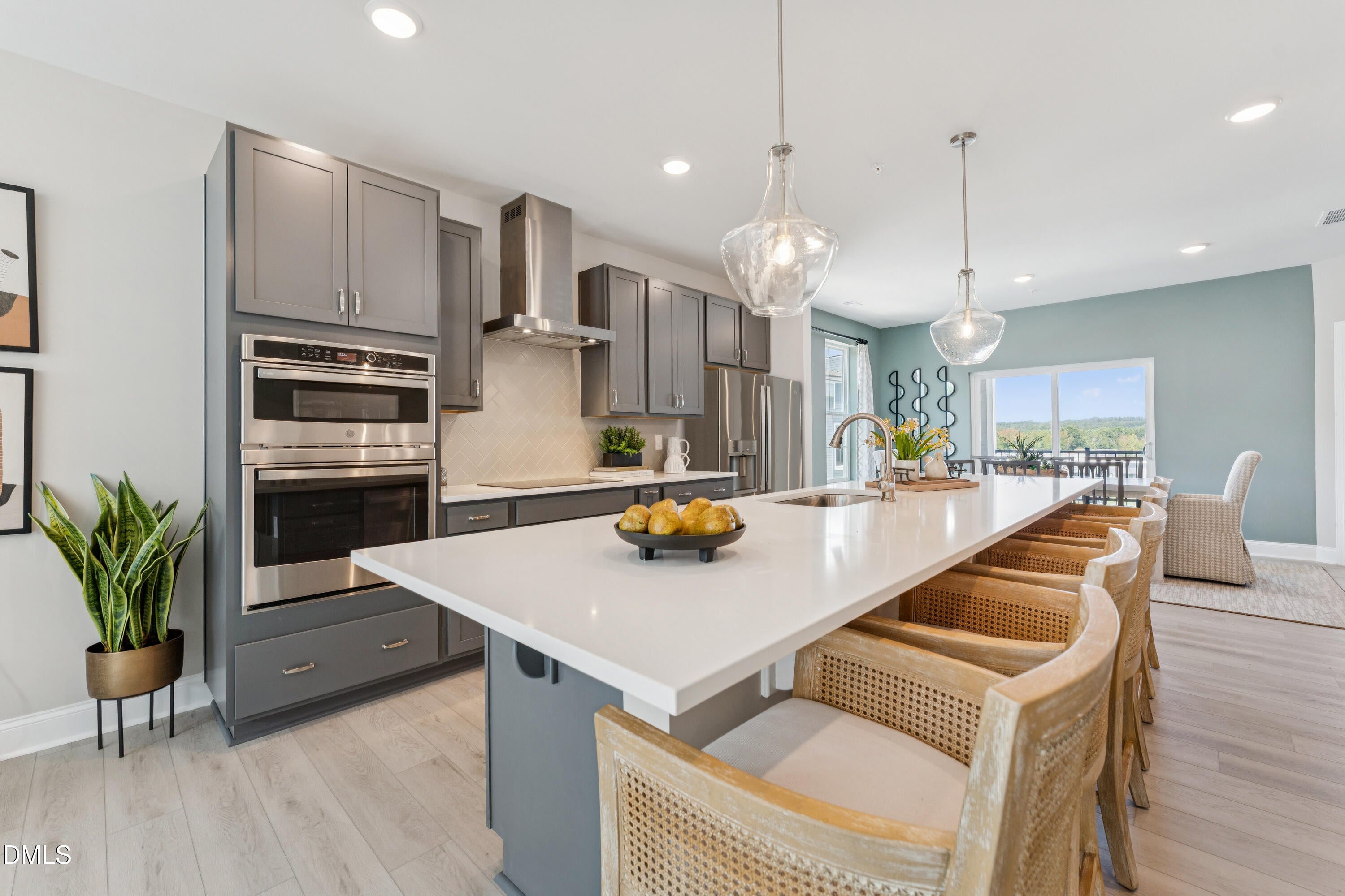 421 Grove Overlook Lane 200