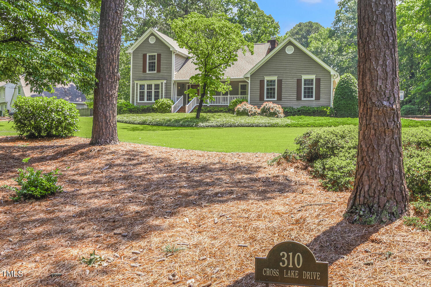 310 Cross Lake