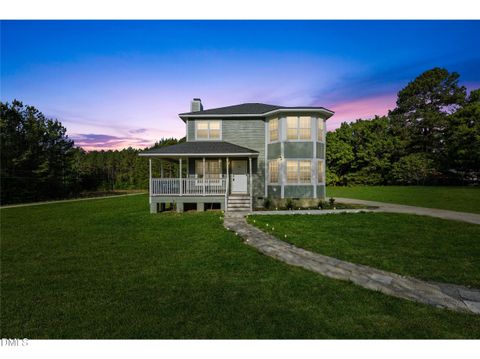 Photo of 304 Dale Street, Oxford, NC 27565 (MLS # 10161129)