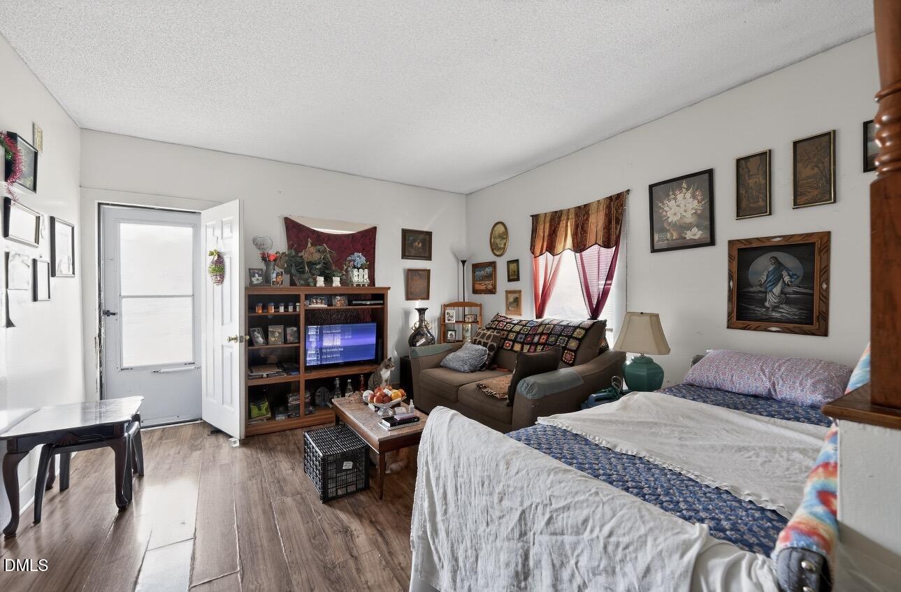 819 S Beaumont Avenue