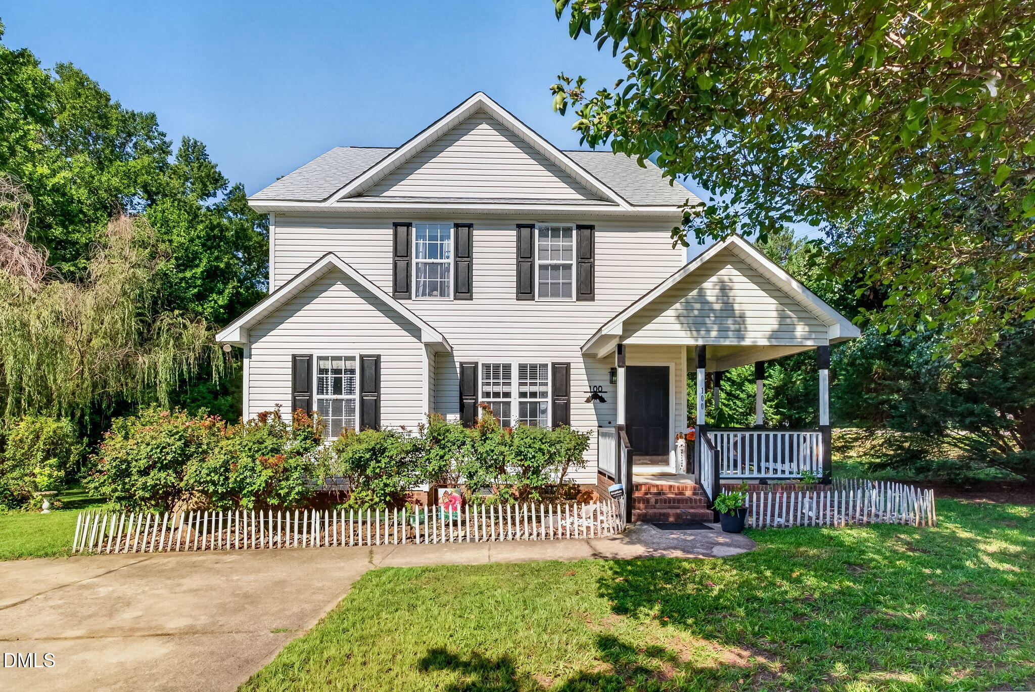100 Trailwood Drive