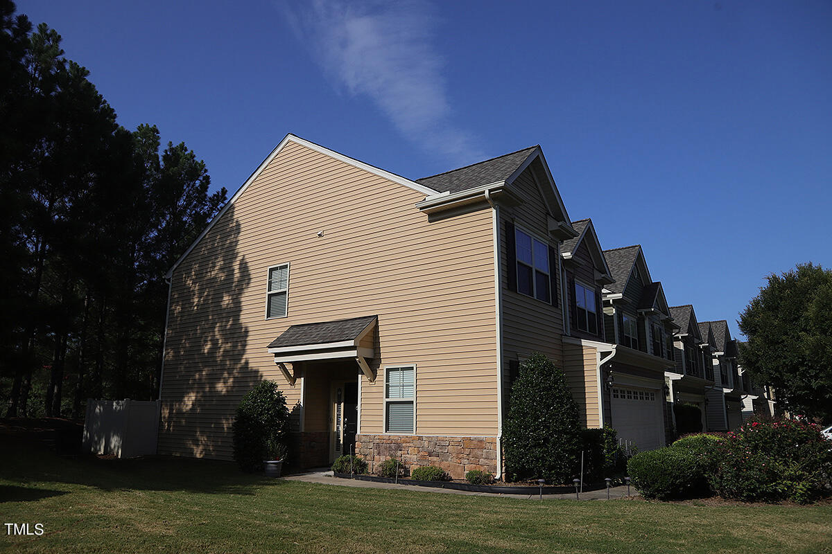 Photo 2 of 23 of 125 Torrey Heights Lane townhome