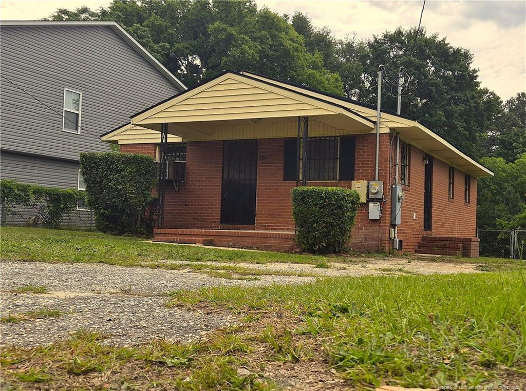 909 Rochester Drive