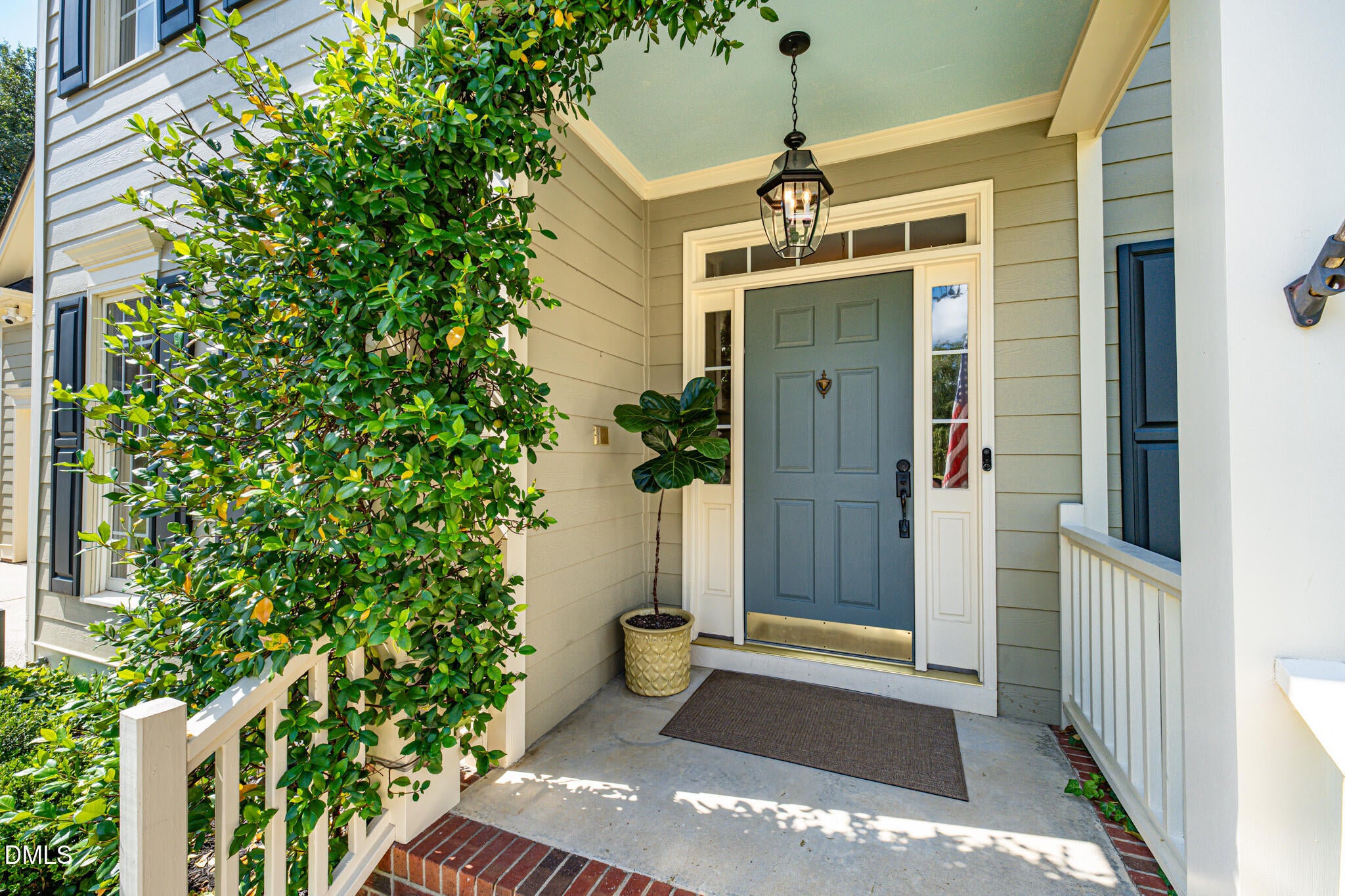 105 Silk Leaf Court