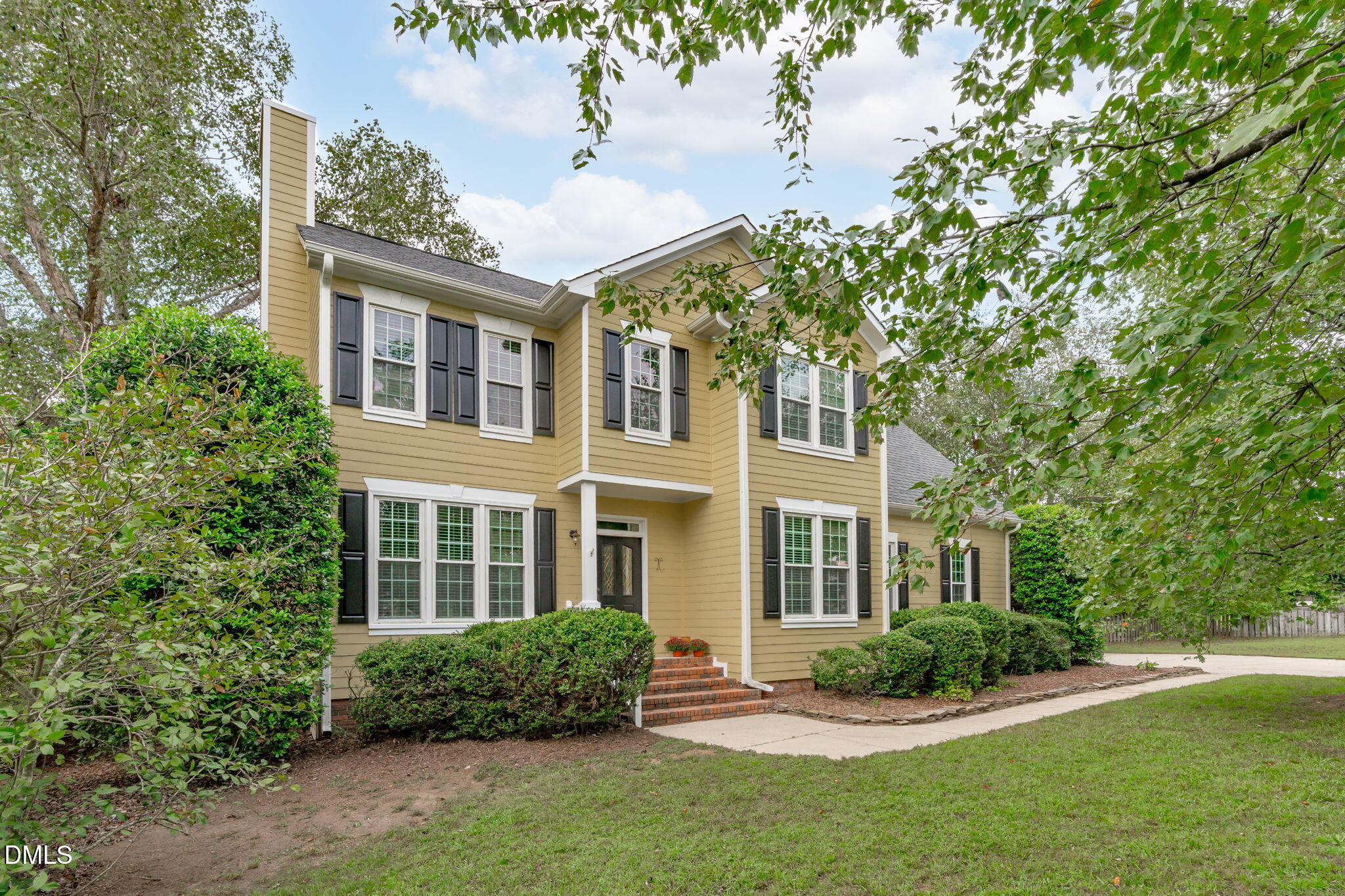 2805 Doves Nest Court