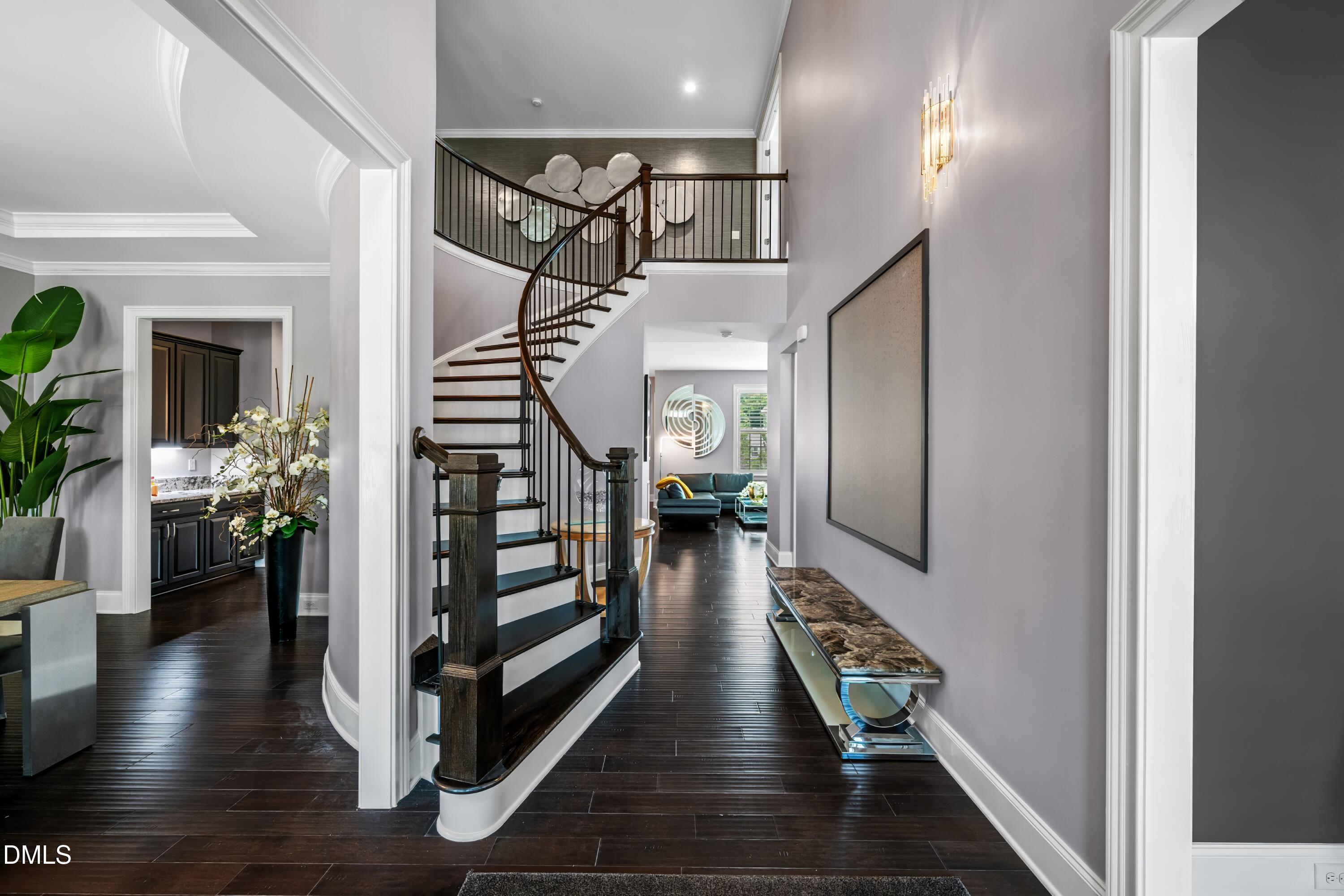 2817 Flora Oaks Way